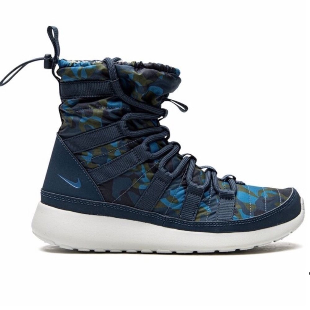 NIKE Roshe One HI Sneakers
